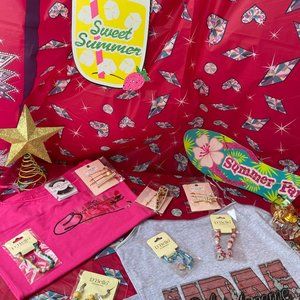 Queenz of Usbeforeme Kits!!!